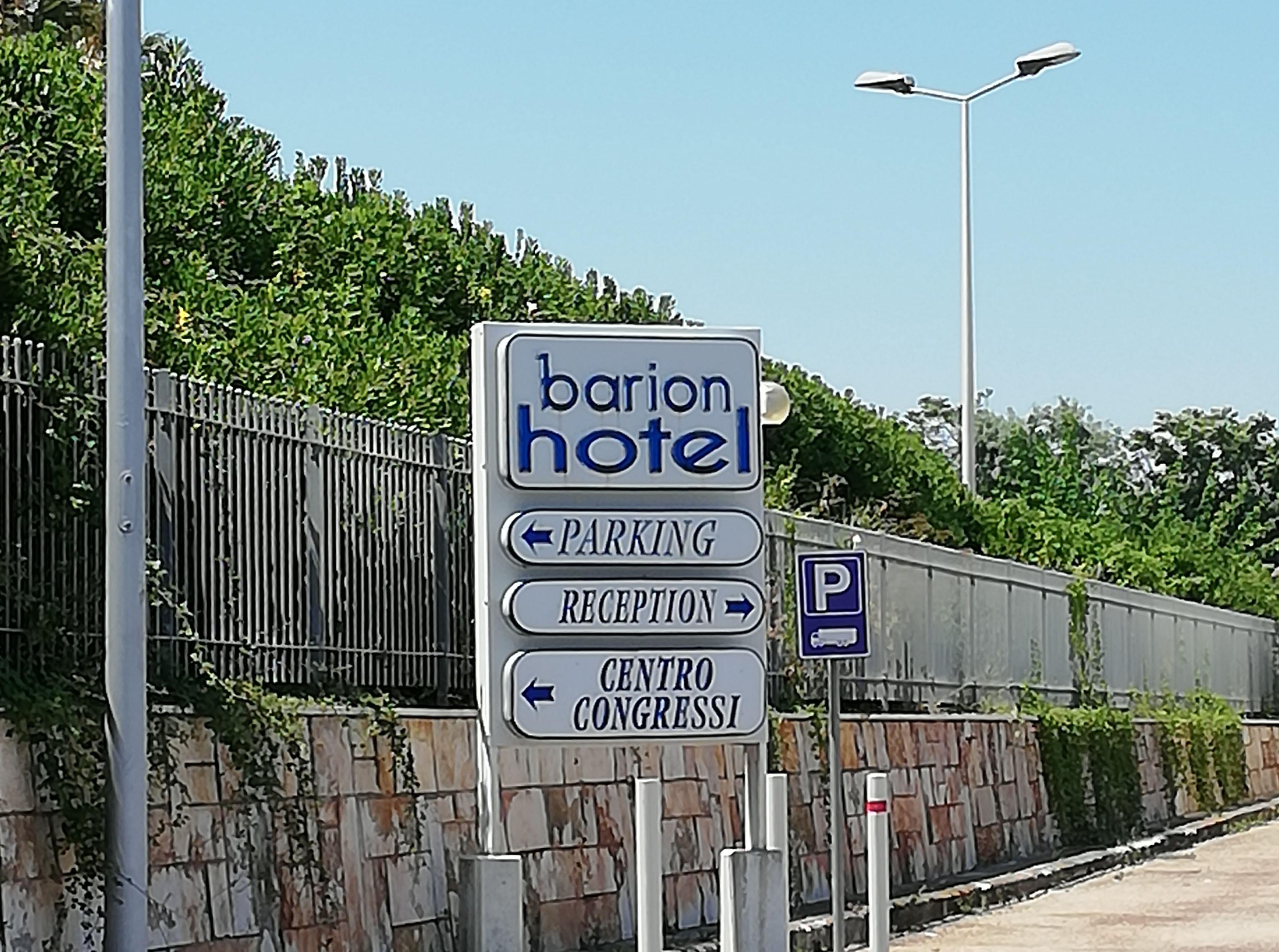 Barion Hotel & Congressi Exteriör bild